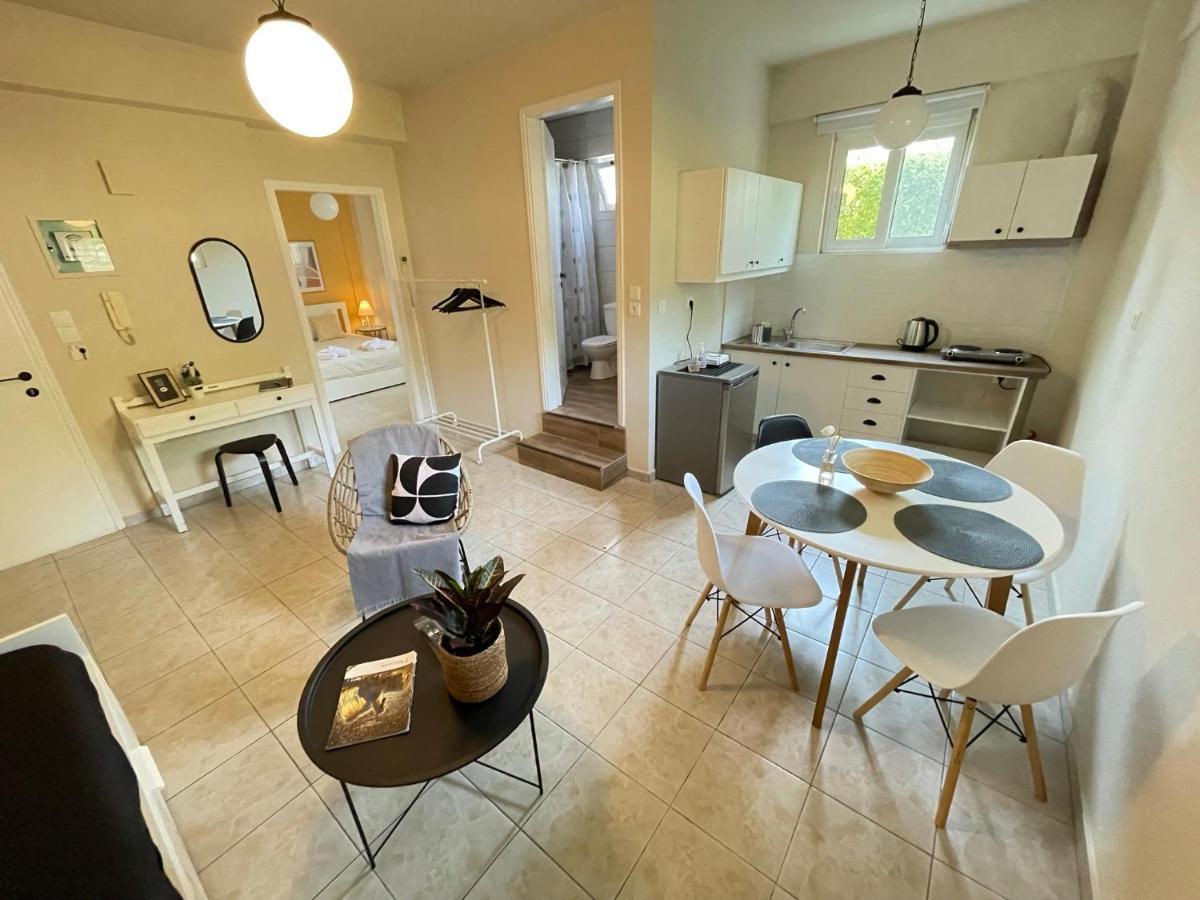 Sofi'S Apartments Kalamáta Eksteriør bilde